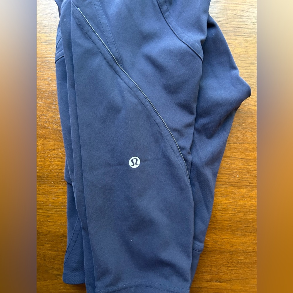 Lululemon Wunder Train High-Rise Crop with Pockets 23” - Picture 2 of 6